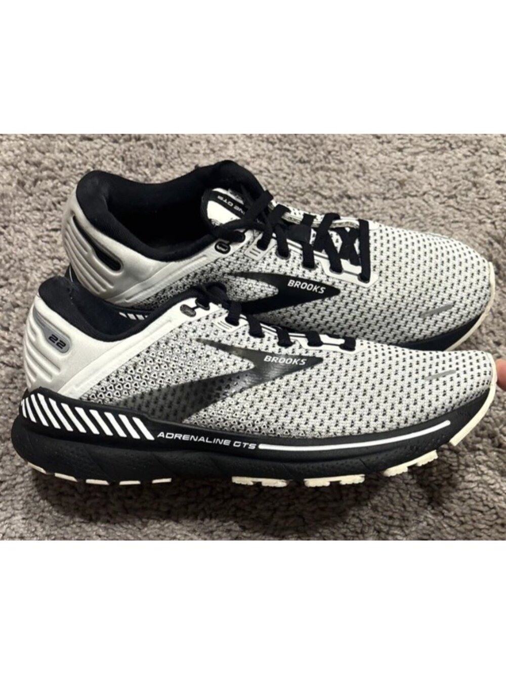 Brooks Adrenaline GTS 22 Running Shoes Womens Size 8.5 Grey Athletic Sneakers - Picture 3 of 8